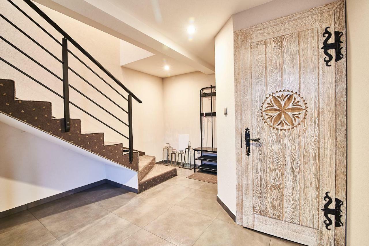 Apartament Dwupoziomowy Nad Tamami ザコパネ エクステリア 写真